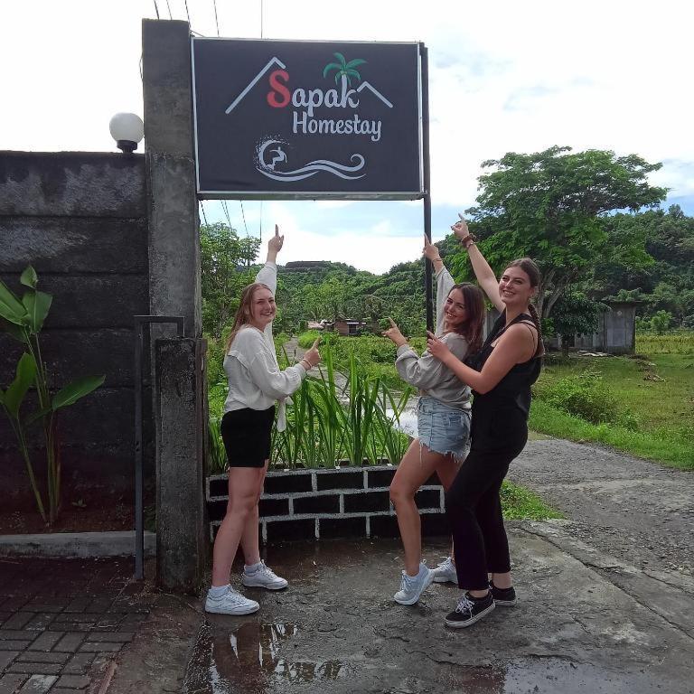 Sapak Bungalow Selong Belanak Luaran gambar
